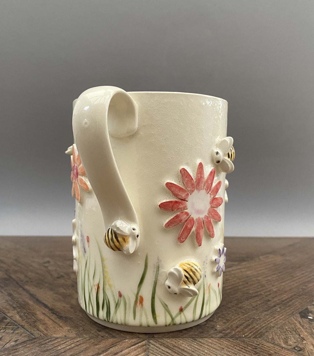 Handcrafted Floral Mug with Bees and Butterflies – Unique Hand-Painted Ceramic Mug 6